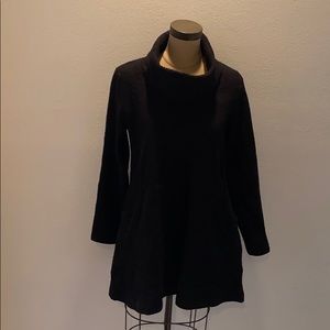 Komil black tunic sweater